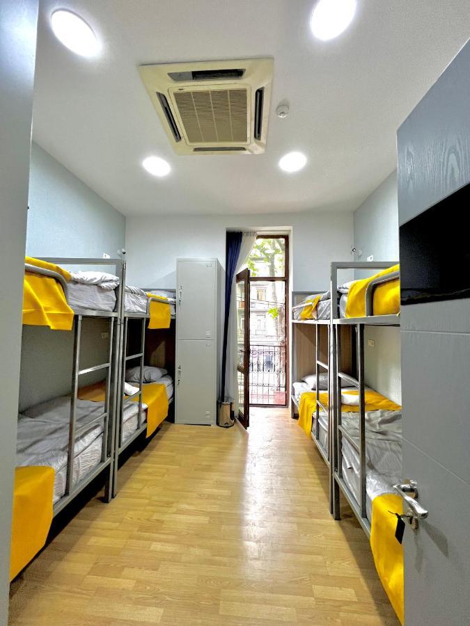 Queen Hostel Tbilisi Exterior photo