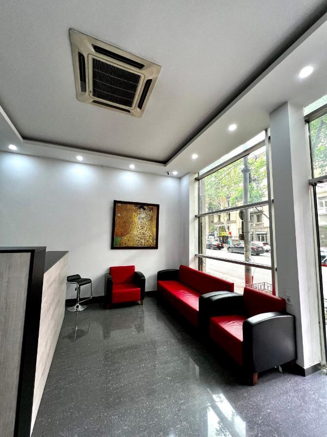 Queen Hostel Tbilisi Exterior photo