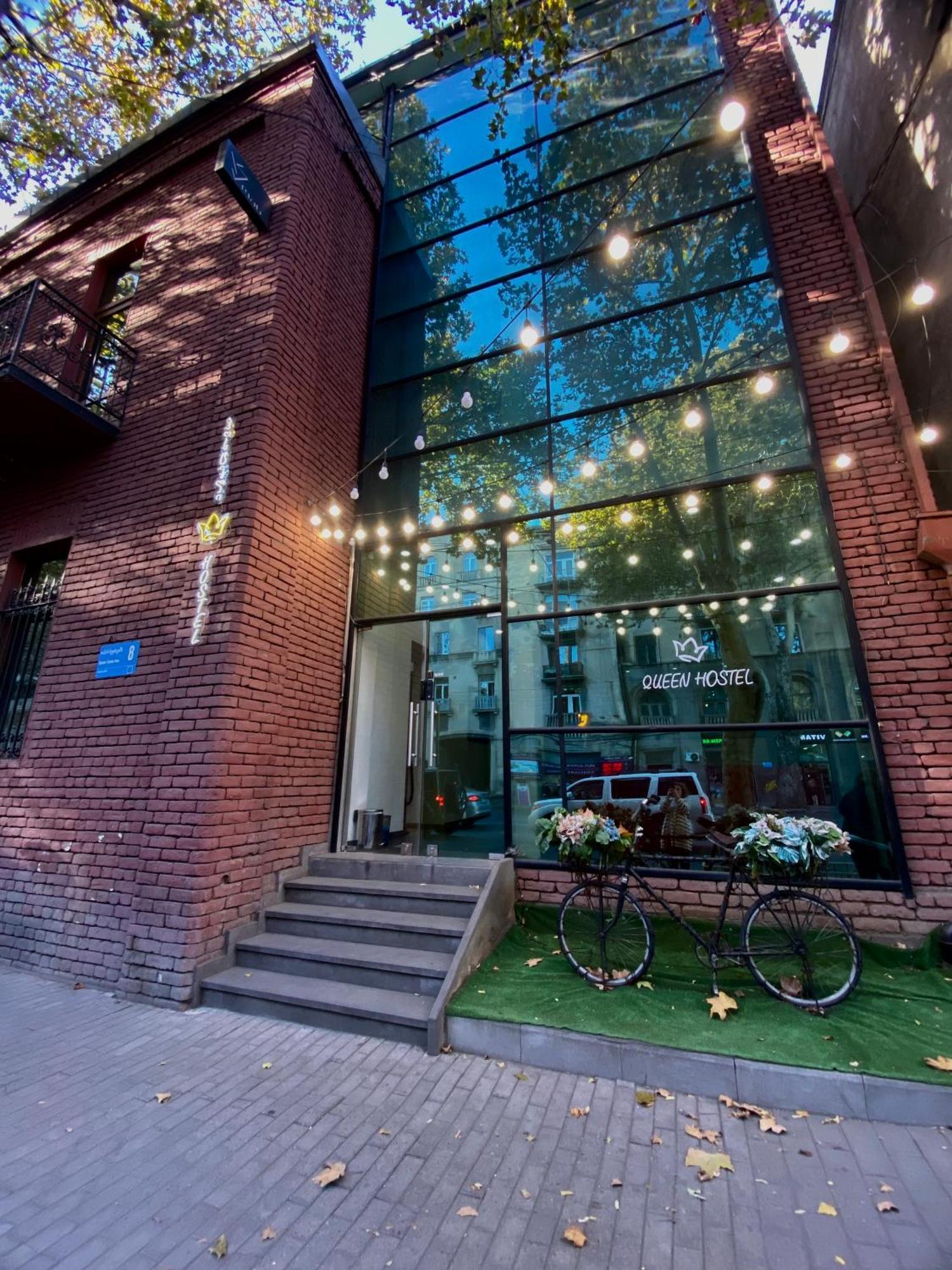 Queen Hostel Tbilisi Exterior photo